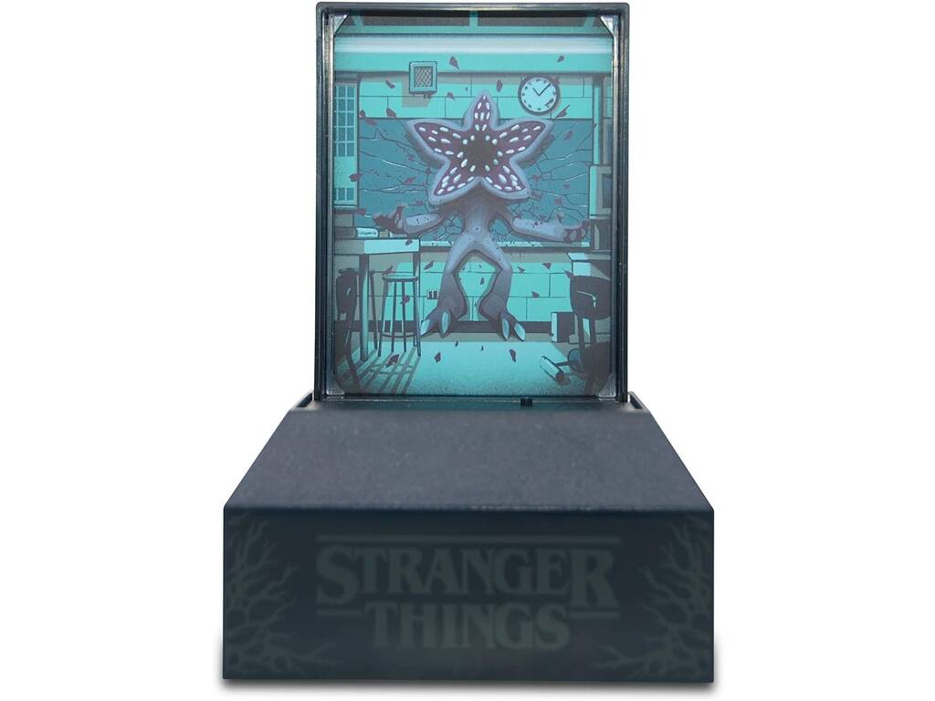 Stranger Things Magic Capsule 5 Surprises Famosa 700017348