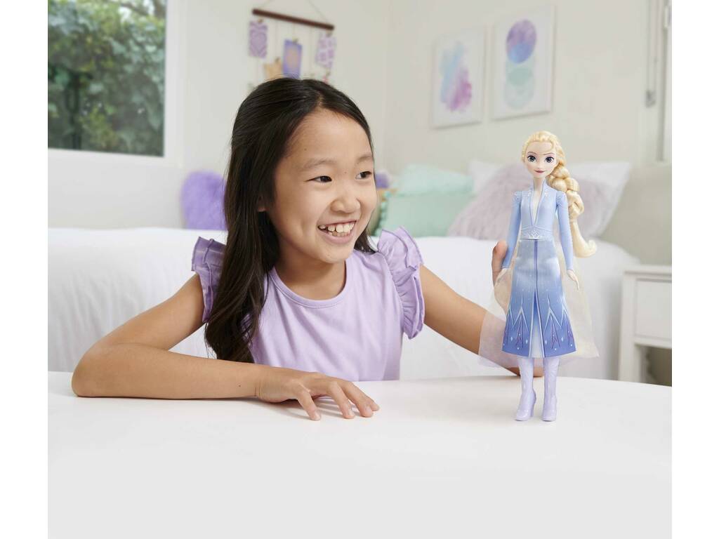 Frozen Bambola da viaggio Elsa Mattel HLW48