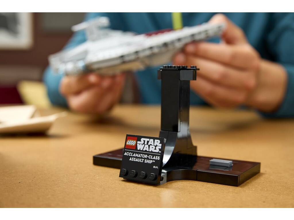 Lego Star Wars Angriffsschiff der Acclamator-Klasse