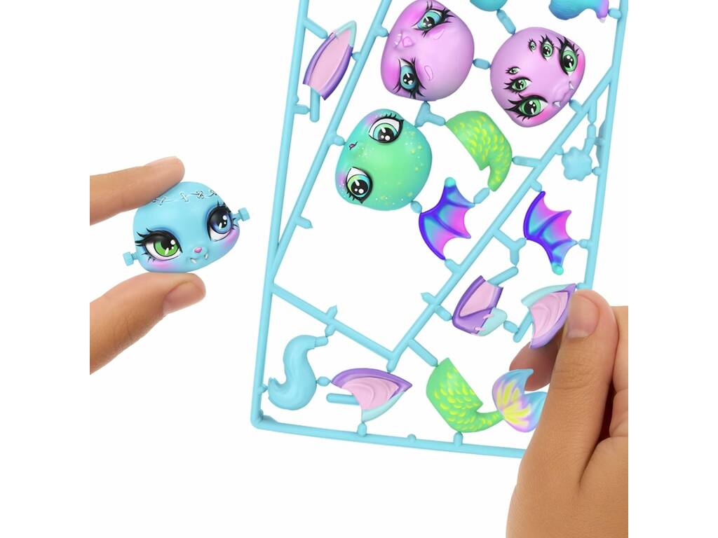 Monster High Make-A-Monster Pet avec la poupée Frankie Stein et ses accessoires
