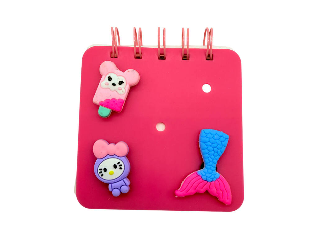 Carnet A7 fuchsia perforé avec 50 pages et 3 épingles décoratives