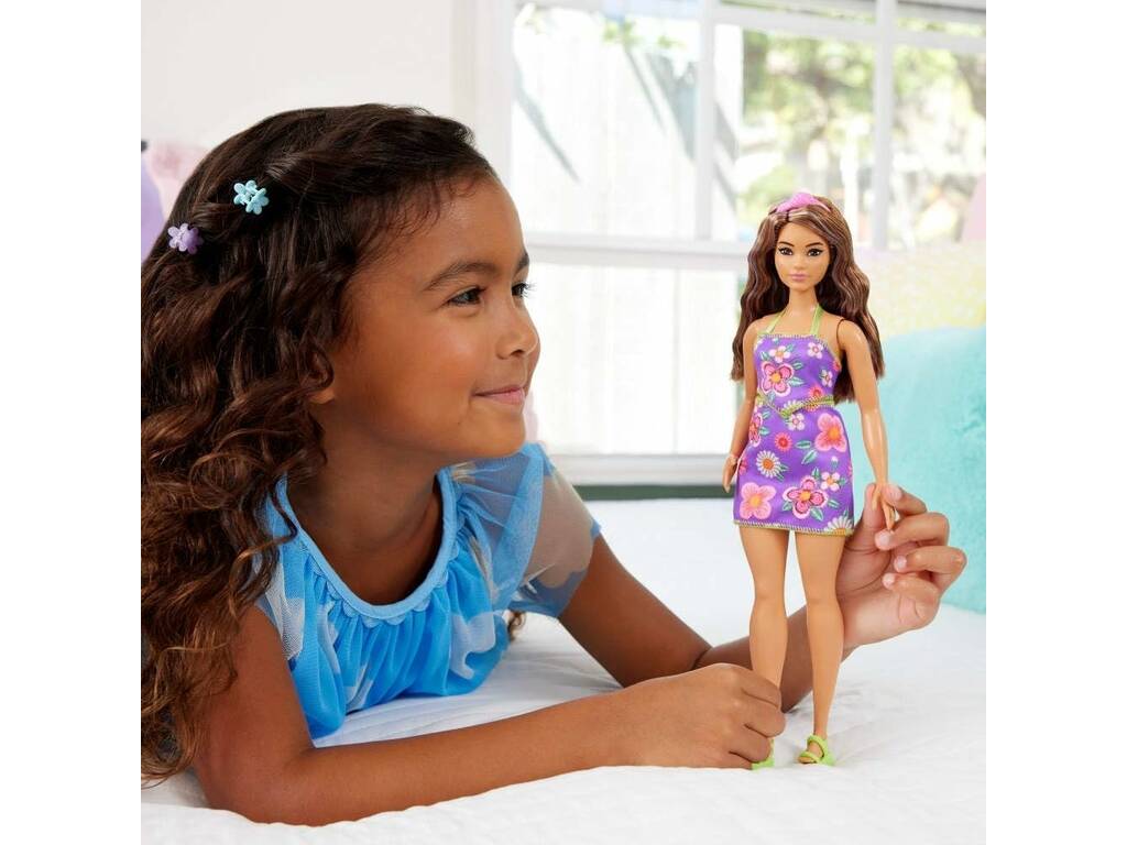 Barbie Fashionistas Poupée avec ensemble de fleurs
